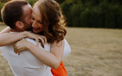 Do Relationships Make You Happier? 7 Reasons the Answer is Yes!